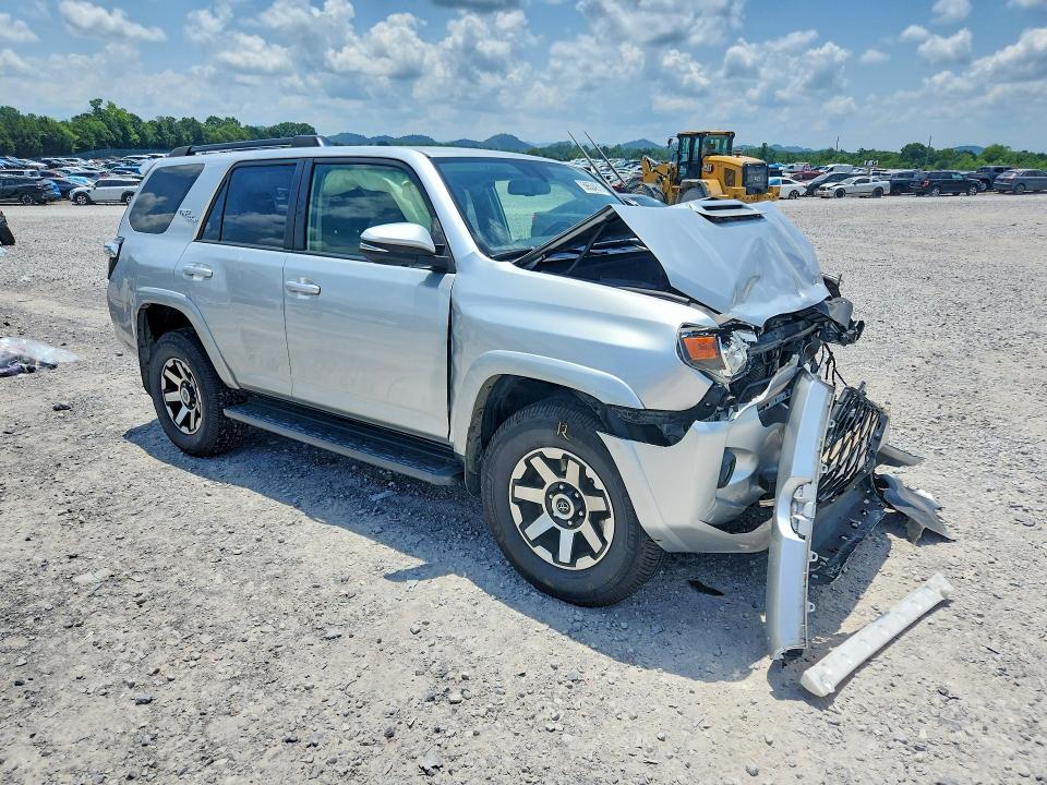 2019 Toyota VIN JTEBU5JR5K5628127 COPART salvage auction — FRONT END, TN - SALVAGE CERTIFICATE, sold $2,300 on 2026-07-30 (photo 4)