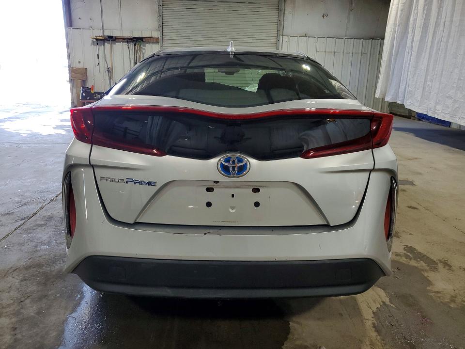 2017 Toyota Prius VIN JTDKARFP2H3003748 COPART salvage auction — FRONT END, NY - MV-907A SALVAGE CERTIFICATE, sold $2,600 on 2026-07-22 (photo 6)