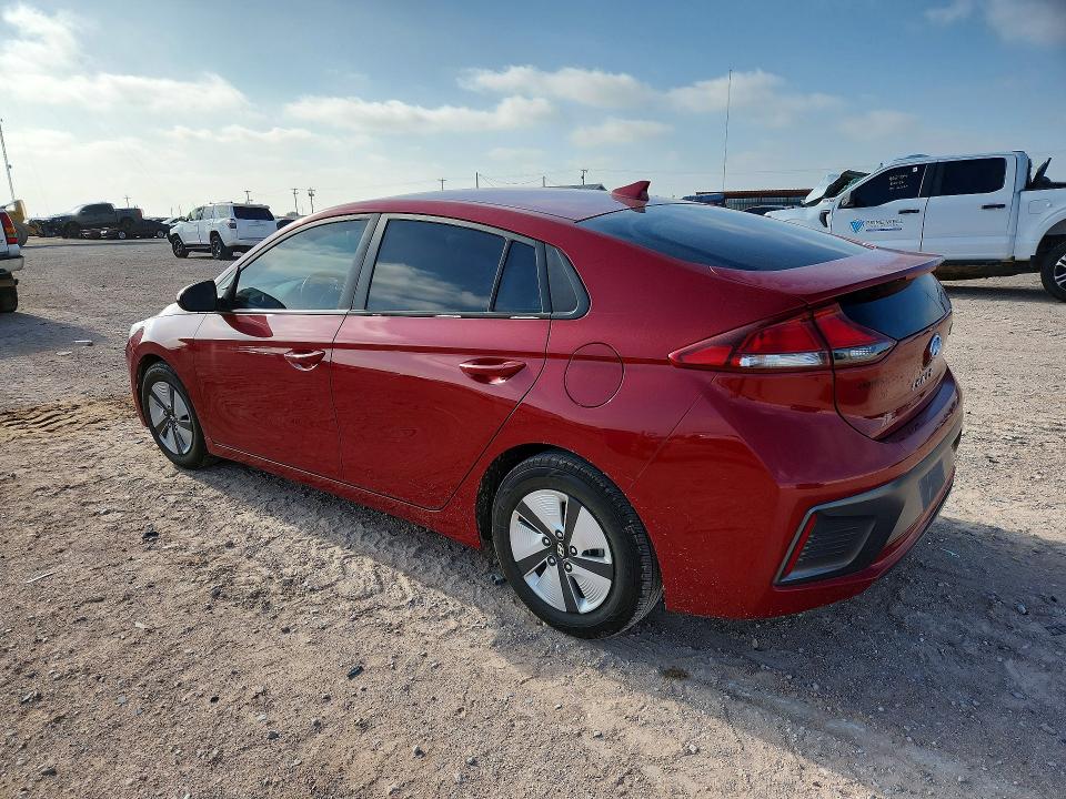 2022 Hyundai Ioniq VIN KMHC65LC0NU267407 COPART salvage auction — MINOR DENT/SCRATCHES, Tx - Salvage Vehicle Title, sold $4,550 on 2026-07-08 (photo 2)