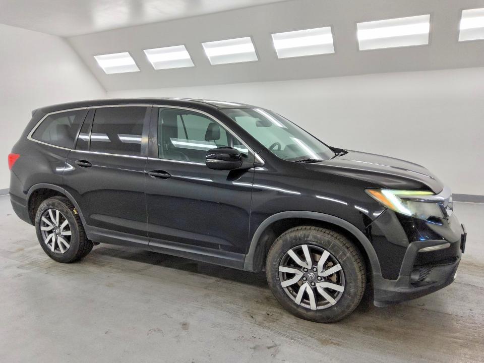 2019 Honda Pilot VIN 5FNYF6H53KB081438 COPART salvage auction — MINOR DENT/SCRATCHES, Ca - Certificate Of Title, sold $10,400 on 2026-07-09 (photo 4)