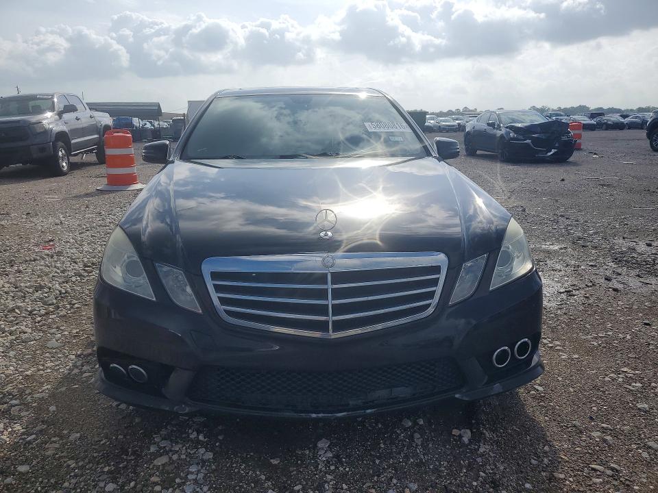 2010 Mercedes-benz E-klasse VIN WDDHF5GB8AA033237 COPART salvage auction — REAR END, TX - SALVAGE VEHICLE TITLE, sold $1,250 on 2026-07-30 (photo 5)