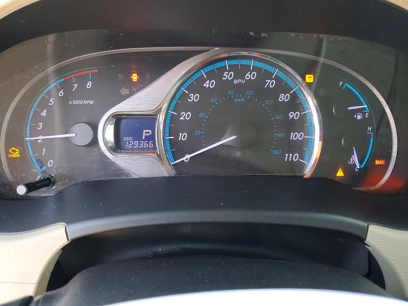 2011 Toyota Sienna VIN 5TDYK3DC4BS160921 COPART salvage auction — REAR END, CA - SALVAGE CERTIFICATE, sold $1,950 on 2026-07-06 (photo 9)