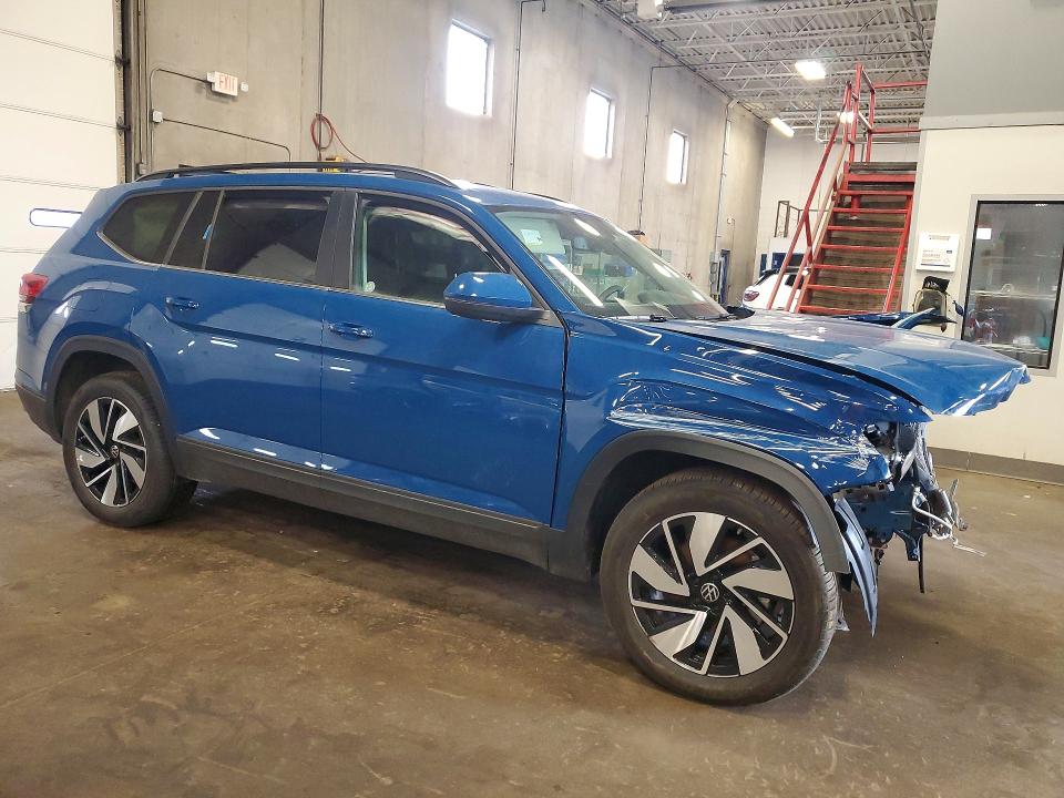 2026 Volkswagen Atlas VIN 1V2WN2CA2TC543072 COPART salvage auction — MECHANICAL, Fl - Cert Of Title Slvg Rebuildable, sold $9,600 on 2026-07-28 (photo 4)