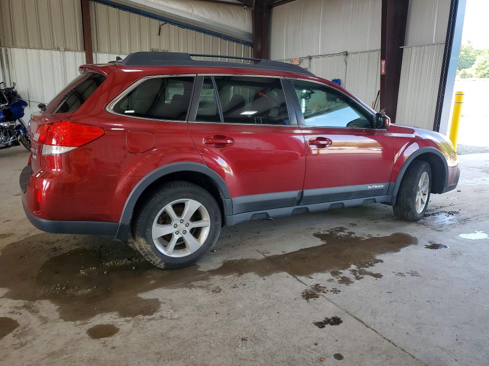2014 Subaru Outback VIN 4S4BRBCC3E3211582 COPART salvage auction — NORMAL WEAR, MT - CERTIFICATE OF TITLE, sold $900 on 2026-07-21 (photo 3)