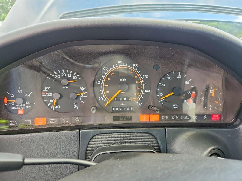1993 Mercedes-benz VIN WDBGA57E2PA103644 COPART salvage auction — MINOR DENT/SCRATCHES, Fl - Certificate Of Title, sold $8,600 on 2026-07-07 (photo 9)
