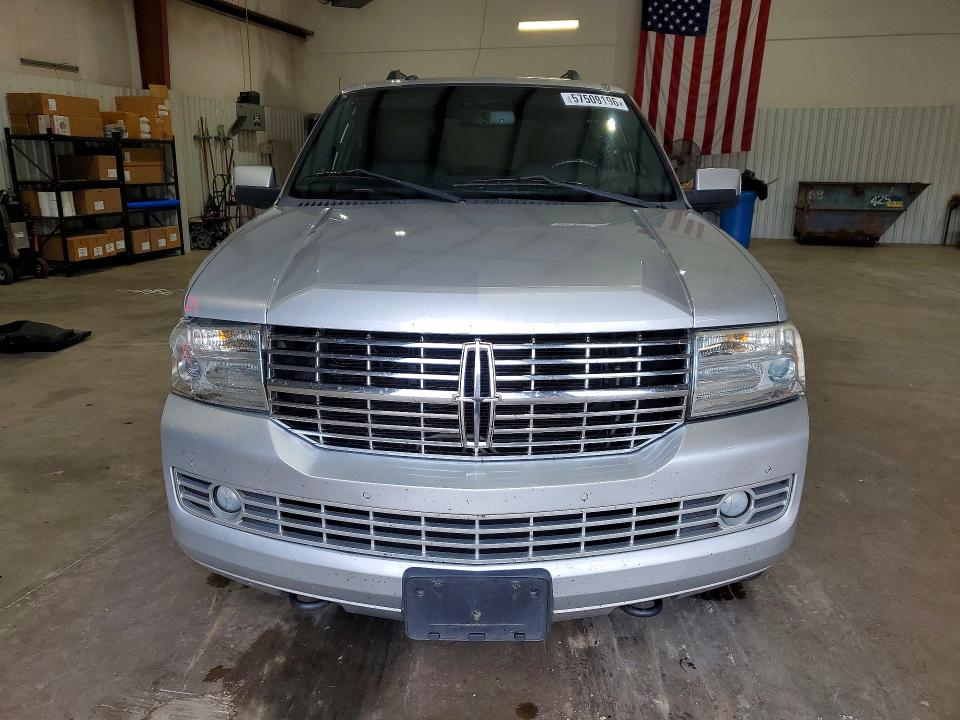 2014 Lincoln Navigator VIN 5LMJJ2H53EEL03693 COPART salvage auction — UNDERCARRIAGE, Tx - Salvage Vehicle Title, sold $2,000 on 2026-07-06 (photo 5)
