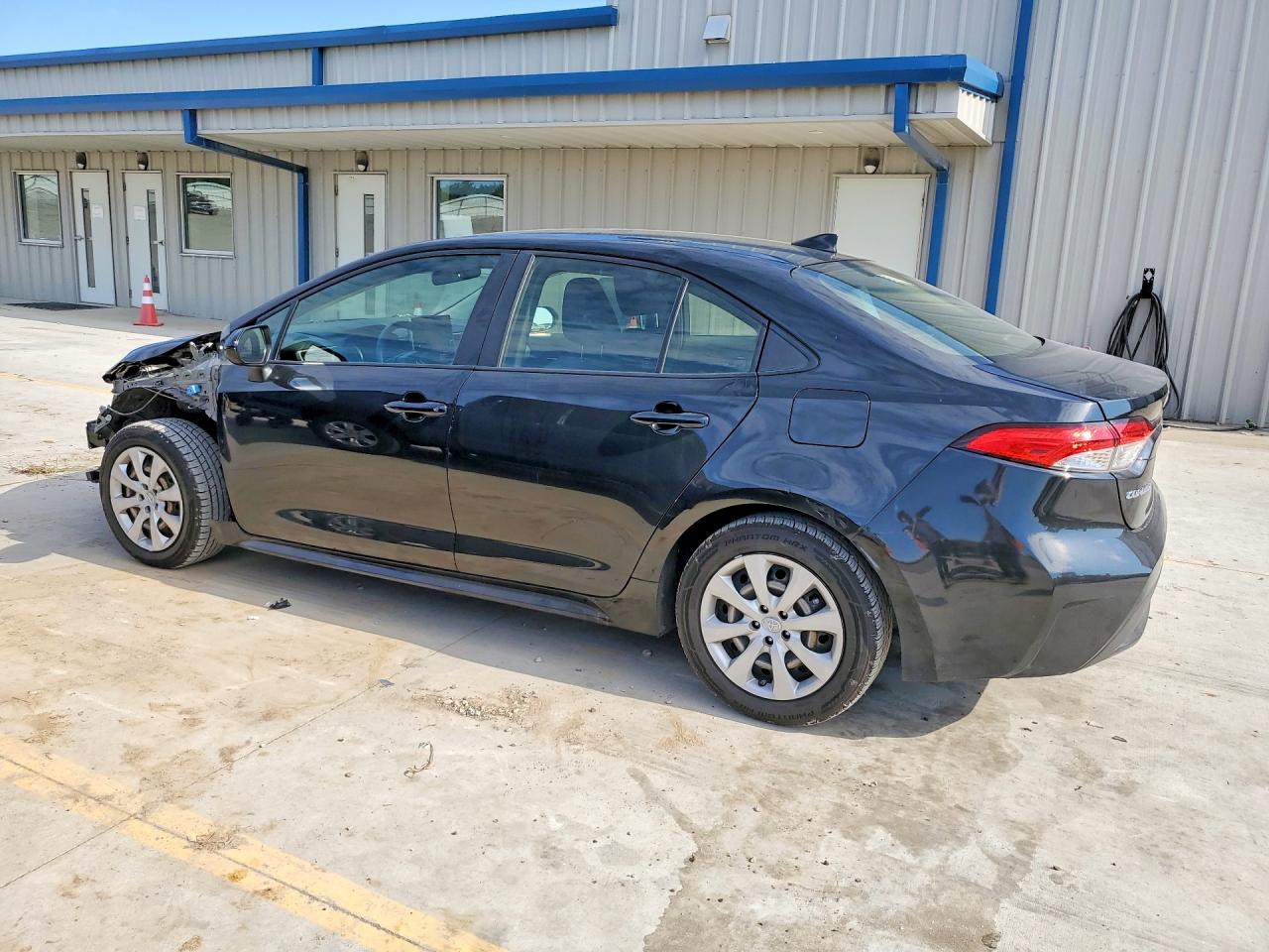 2021 Toyota Corolla VIN JTDEPMAE3MJ184224 COPART salvage auction — Front End, KY - CERT OF TITLE-SALVAGE, sold $5,100 on 2026-07-09 (photo 2)