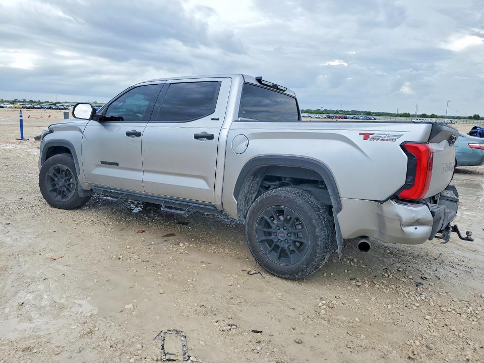 2022 Toyota Tundra VIN 5TFLA5AB2NX015590 COPART salvage auction — FRONT END, Tx - Salvage Vehicle Title, sold $11,200 on 2026-07-16 (photo 2)