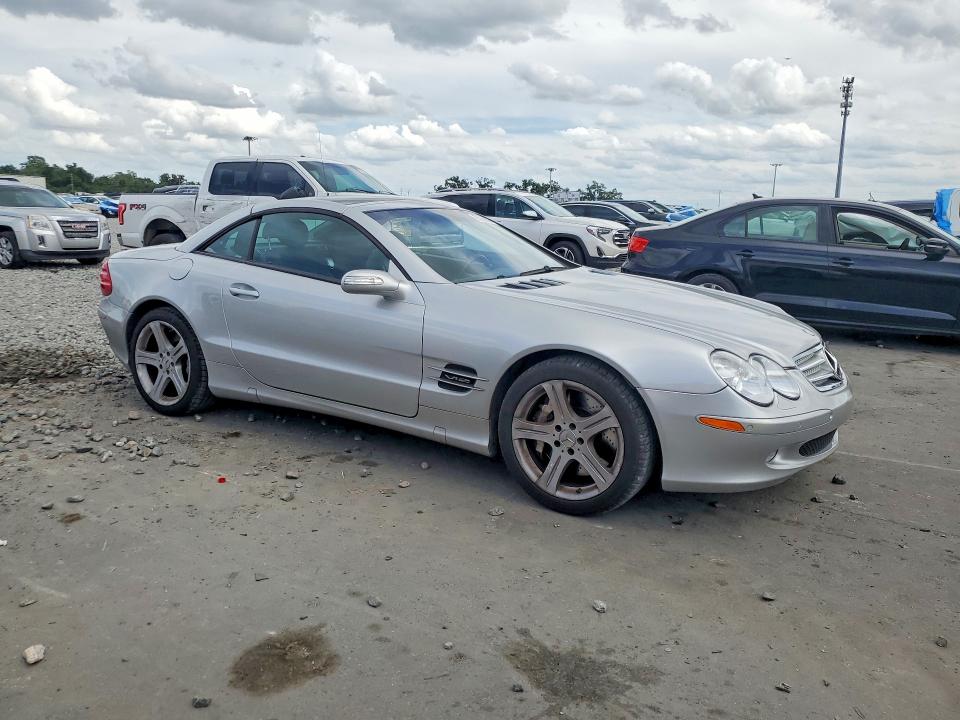 2004 Mercedes-benz Sl-class VIN WDBSK76FX4F067097 COPART salvage auction — MINOR DENT/SCRATCHES, Fl - Cert Of Title Slvg Rebuildable, sold $14,900 on 2026-07-13 (photo 4)