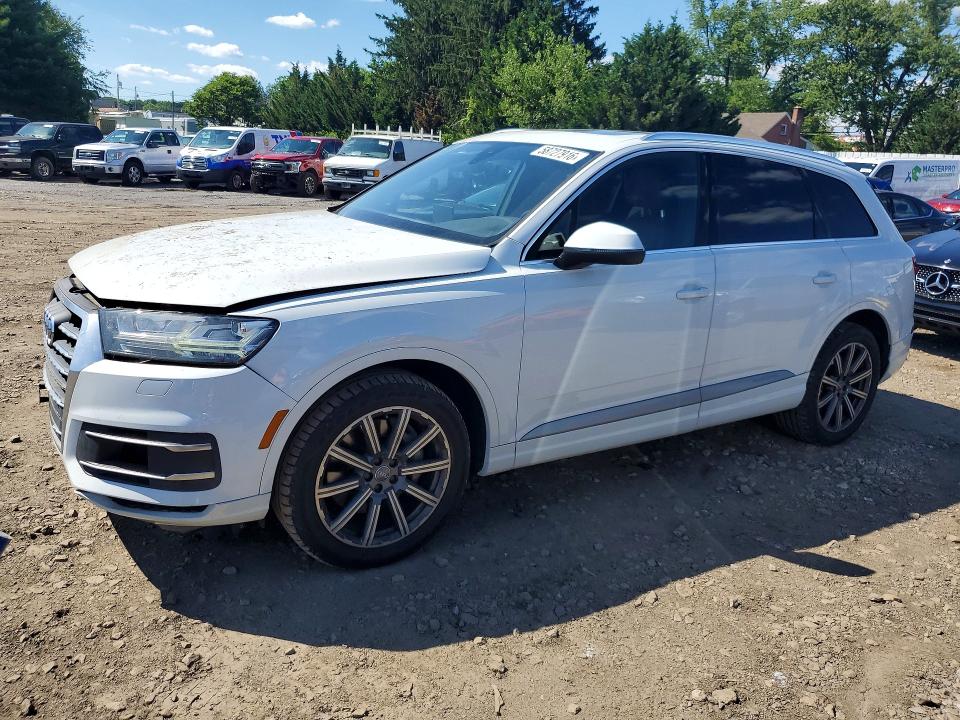 2018 Audi Q7 VIN WA1LAAF71JD028267 COPART salvage auction — FRONT END, Nj - Certificate Of Title, sold $5,600 on 2026-07-13 (photo 1)