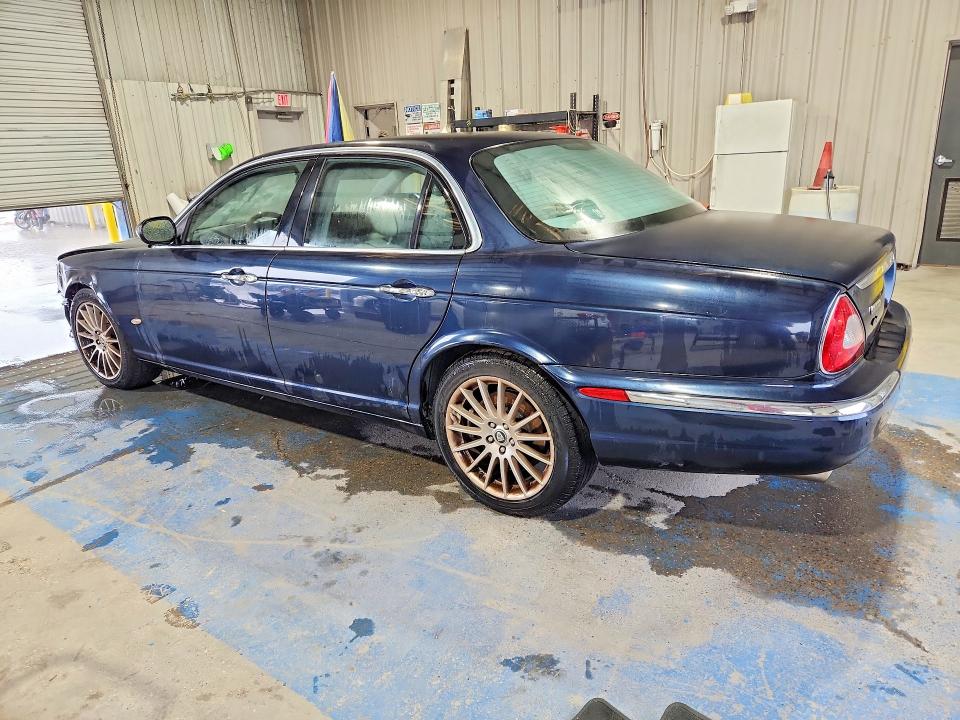 2007 Jaguar Xj series VIN SAJWA71BX7SH14432 COPART salvage auction — FRONT END, La - Cert Of Title-Salvage, sold $700 on 2026-07-29 (photo 2)