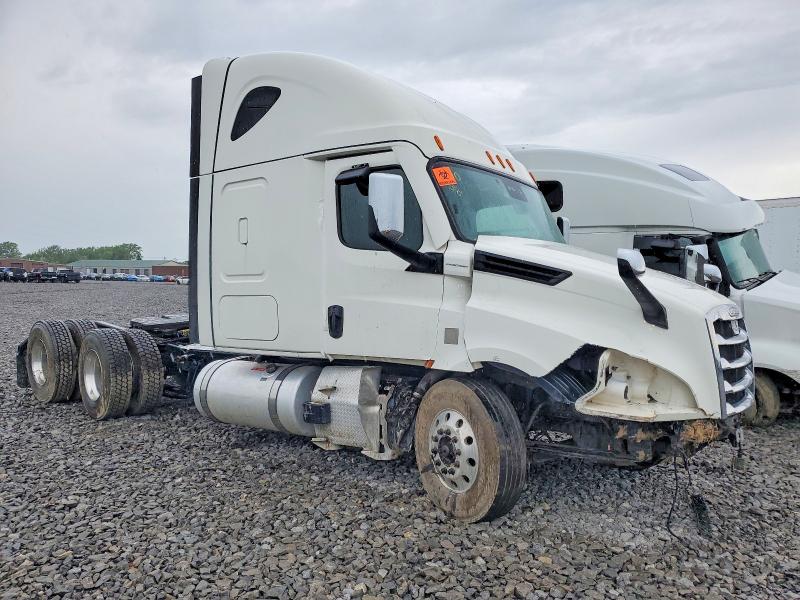 2024 Freightliner Cascadia 126 VIN 3AKJHHDV4RSUR2221 — COPART salvage auction photo