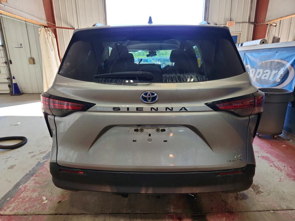 2021 Toyota Sienna VIN 5TDKRKEC4MS068625 COPART salvage auction — SIDE, Pa - Certificate Of Salvage, sold $13,700 on 2026-07-13 (photo 6)