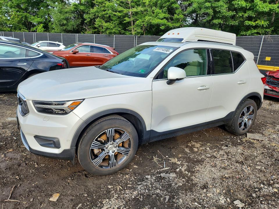 2019 Volvo Xc40 VIN YV4AC2HL0K2061617 COPART salvage auction — WATER/FLOOD, Md - Cert Of Salvage-Flood Damage, sold $5,900 on 2026-07-17 (photo 1)