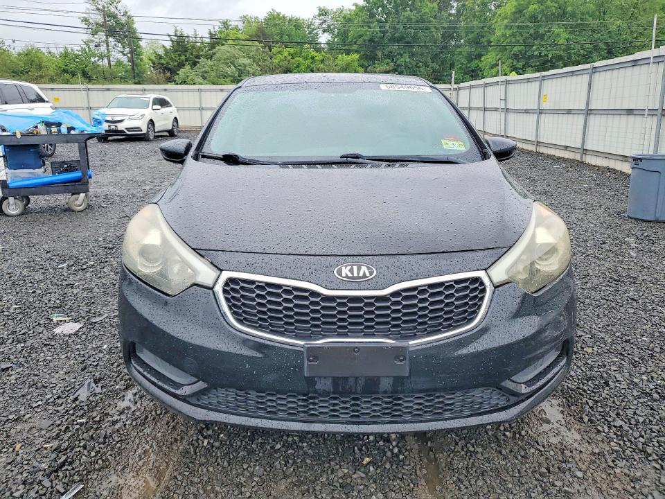2014 Kia Forte VIN KNAFK4A65E5138588 COPART salvage auction — FRONT END, NJ - CERT OF TITLE-SALVAGE (P), sold $375 on 2026-07-02 (photo 5)