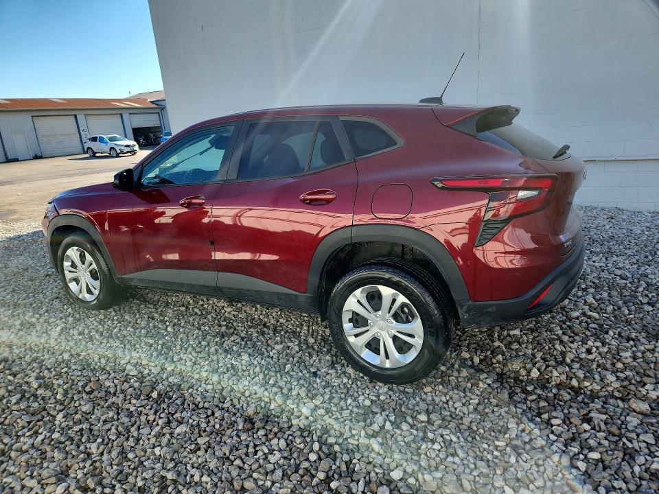 2024 Chevrolet Trax VIN KL77LFE28RC246757 COPART salvage auction — FRONT END, VA - CERT OF TITLE - SALVAGE, sold $3,950 on 2026-07-09 (photo 2)