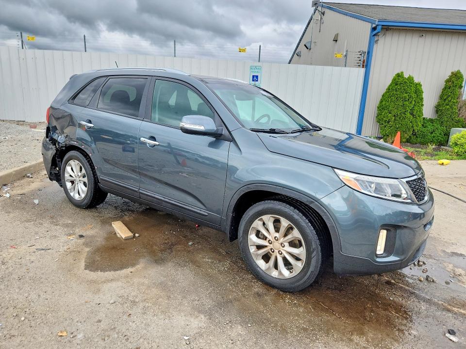 2014 Kia Sorento VIN 5XYKU4A78EG474750 COPART salvage auction — REAR END, Ky - Bill Of Sale/Part Only/No Titl, sold $2,100 on 2026-07-09 (photo 4)