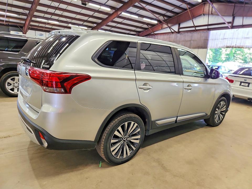 2020 Mitsubishi Outlander VIN JA4AZ3A31LZ026668 COPART salvage auction — FRONT END, Nh - Certificate Of Title, sold $3,850 on 2026-07-09 (photo 3)