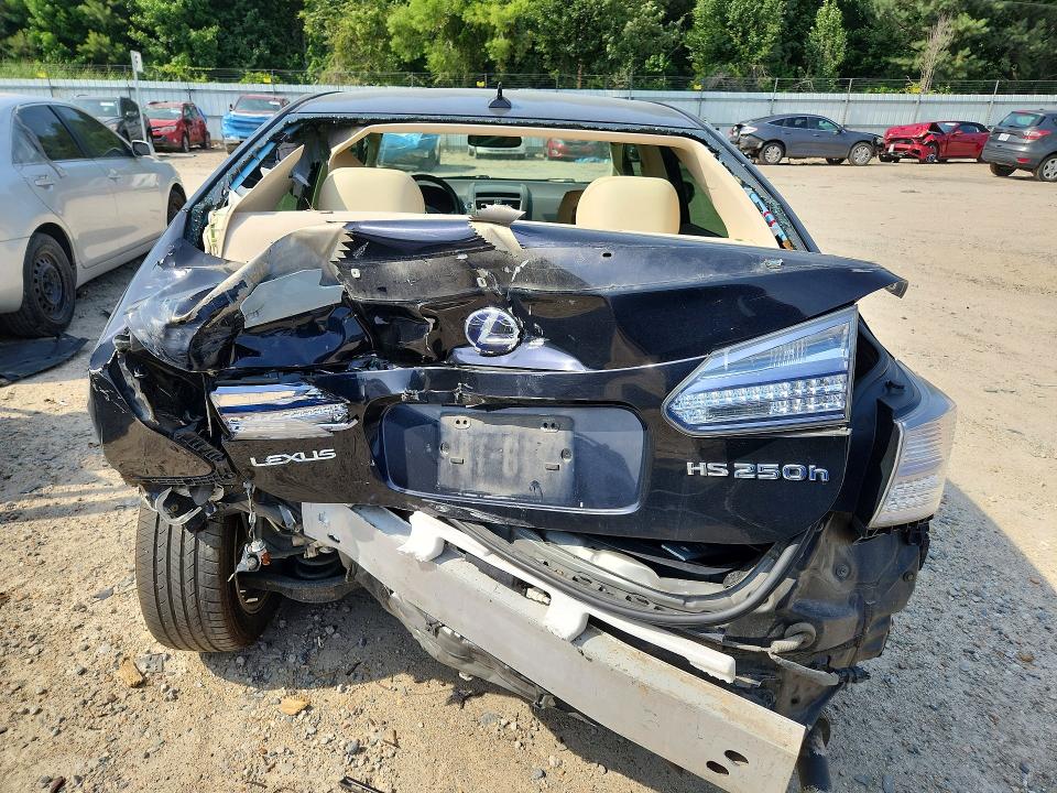 2010 Lexus Hs 250h VIN JTHBB1BA4A2007908 COPART salvage auction — REAR END, VA - CERT OF TITLE - SALVAGE, sold $100 on 2026-07-14 (photo 6)