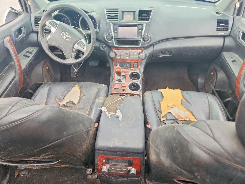 2013 Toyota Highlander VIN 5TDYK3EH9DS129306 COPART salvage auction — ALL OVER, Ok - Cert Of Title-Salvage, sold $2,350 on 2026-07-08 (photo 8)