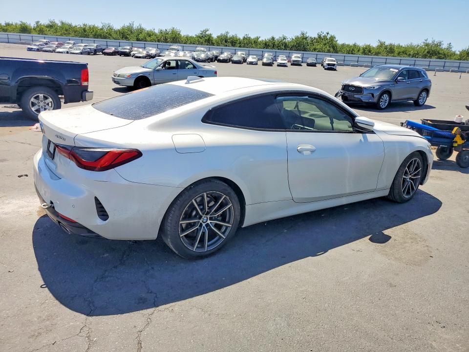 2022 BMW 4er VIN WBA53AP09NCK33340 COPART salvage auction — SIDE, Ca - Salvage Certificate, sold $6,900 on 2026-07-27 (photo 3)