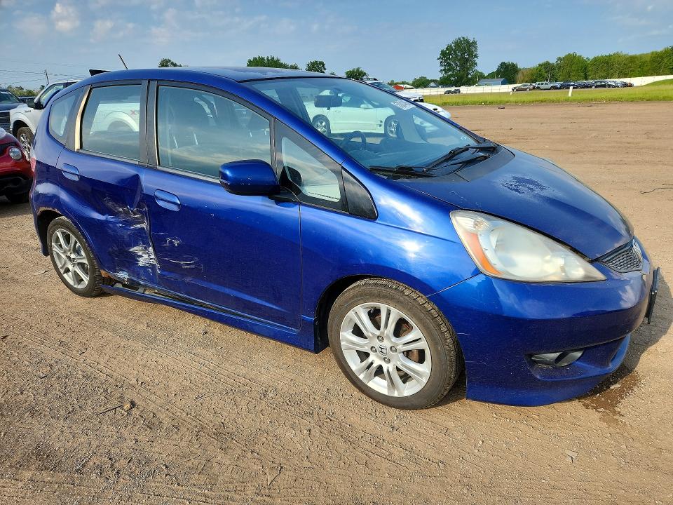 2009 Honda Fit VIN JHMGE88459S049118 COPART salvage auction — SIDE, Oh - Cert Of Title-Salvage, sold $750 on 2026-07-16 (photo 4)
