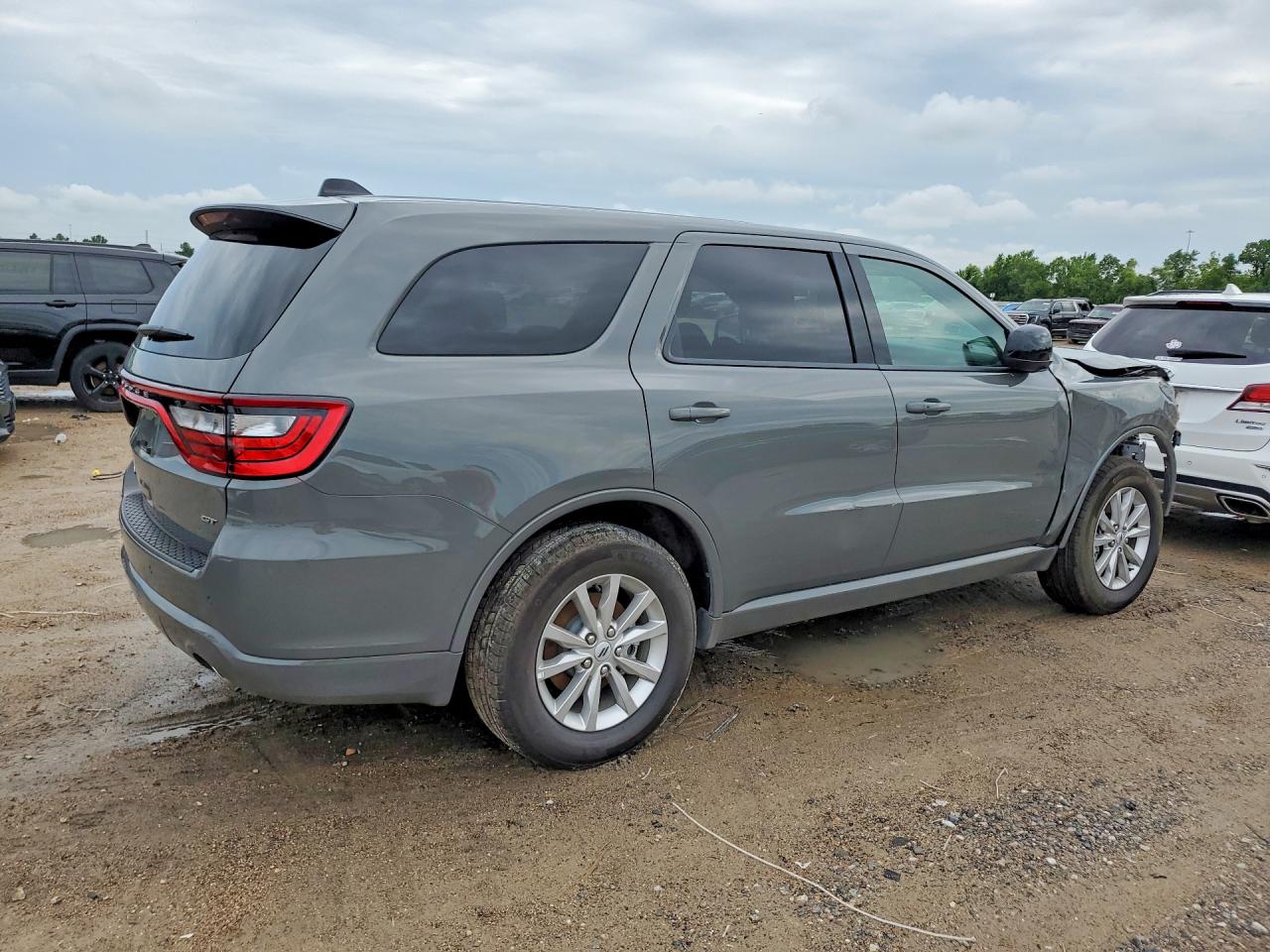2026 Dodge Durango VIN 1C4RDHDG2TC245872 COPART salvage auction — Front End, FL - CERT OF TITLE SLVG REBUILDABLE, sold $6,800 on 2026-09-08 (photo 3)
