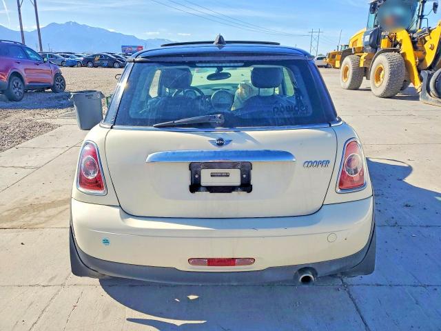 2012 Mini Cooper VIN WMWSU3C54CT367568 COPART salvage auction — FRONT END, Ut - Salvage Certificate, sold $350 on 2026-07-20 (photo 6)