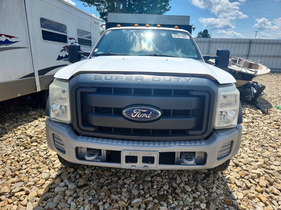 2015 Ford VIN 1FD0W4GY4FEA15965 COPART salvage auction — MINOR DENT/SCRATCHES, Pa - Cert Of Title (P), sold $13,500 on 2026-08-13 (photo 5)