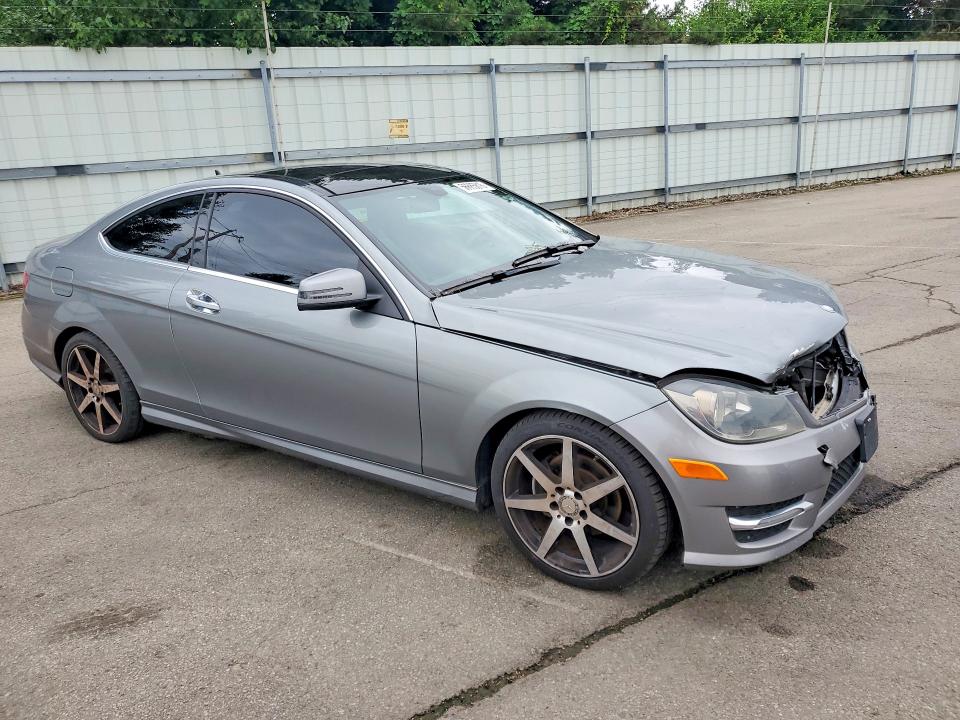 2015 Mercedes-benz C class VIN WDDGJ4HB5FG393993 COPART salvage auction — FRONT END, Oh - Cert Of Title-Salvage, sold $375 on 2026-07-08 (photo 4)