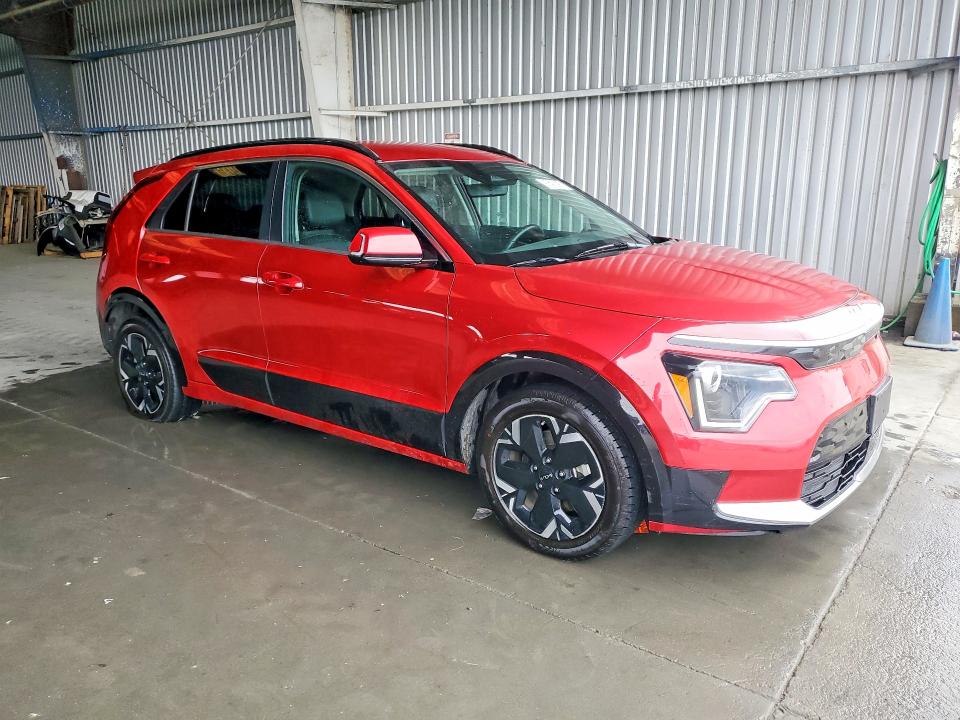 2023 Kia Niro VIN KNDCR3L15P5025336 COPART salvage auction — MECHANICAL, Ca - Salvage Certificate, sold $8,100 on 2026-07-09 (photo 4)