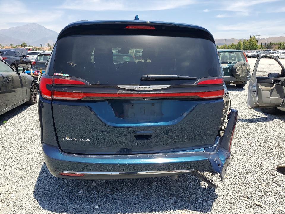 2022 Chrysler Pacifica VIN 2C4RC1BG9NR108810 COPART salvage auction — REAR END, Ca - Salvage Certificate, sold $7,000 on 2026-07-22 (photo 6)