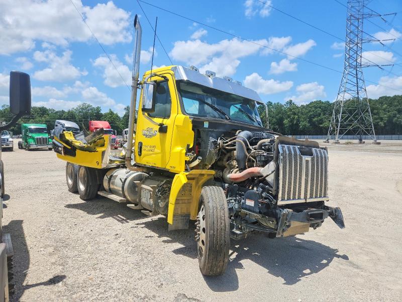 2025 Western star/auto car VIN 5KJJBWDR6SLVX9607 — COPART salvage auction photo