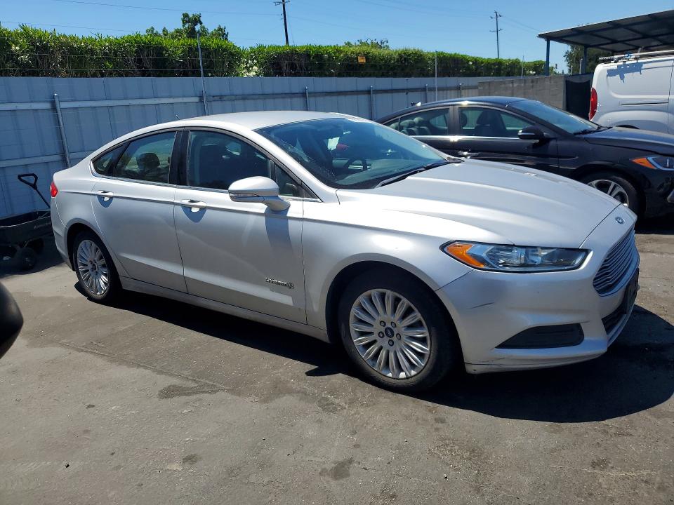 2016 Ford Fusion VIN 3FA6P0LU0GR397245 COPART salvage auction — MECHANICAL, Ca - Dis/Dlr/Exp Only Clean Title, sold $575 on 2026-07-02 (photo 4)