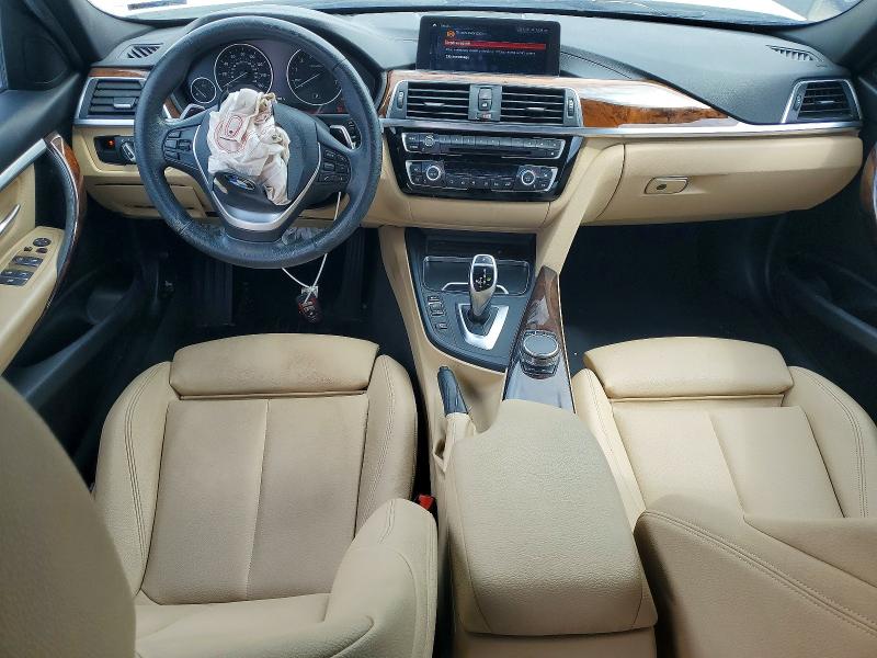 2018 BMW 3er VIN WBA8B9C5XJEE82473 COPART salvage auction — FRONT END, Tx - Salvage Vehicle Title, sold $3,000 on 2026-07-23 (photo 8)