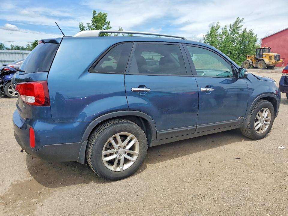 2015 Kia Sorento VIN 5XYKTDA74FG586031 COPART salvage auction — FRONT END, On - Permit No Brand - Unfit, sold $2,200 on 2026-07-02 (photo 3)
