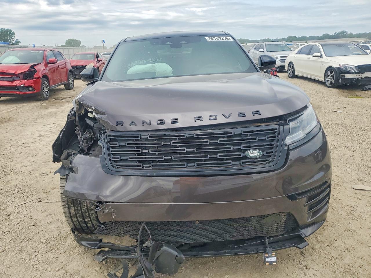 2026 Land Rover Range Rover Velar VIN SALYL2EX1TA826312 COPART salvage auction — Front End, KS - CERT OF TITLE-SALVAGE, sold $18,700 on 2026-07-09 (photo 5)