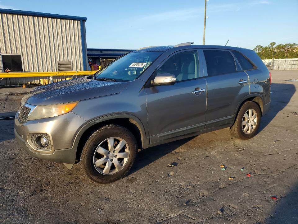2011 Kia Sorento VIN 5XYKT4A10BG114981 COPART salvage auction — REAR END, Fl - Cert Of Title Slvg Rebuildable, sold $1,400 on 2026-07-02 (photo 1)