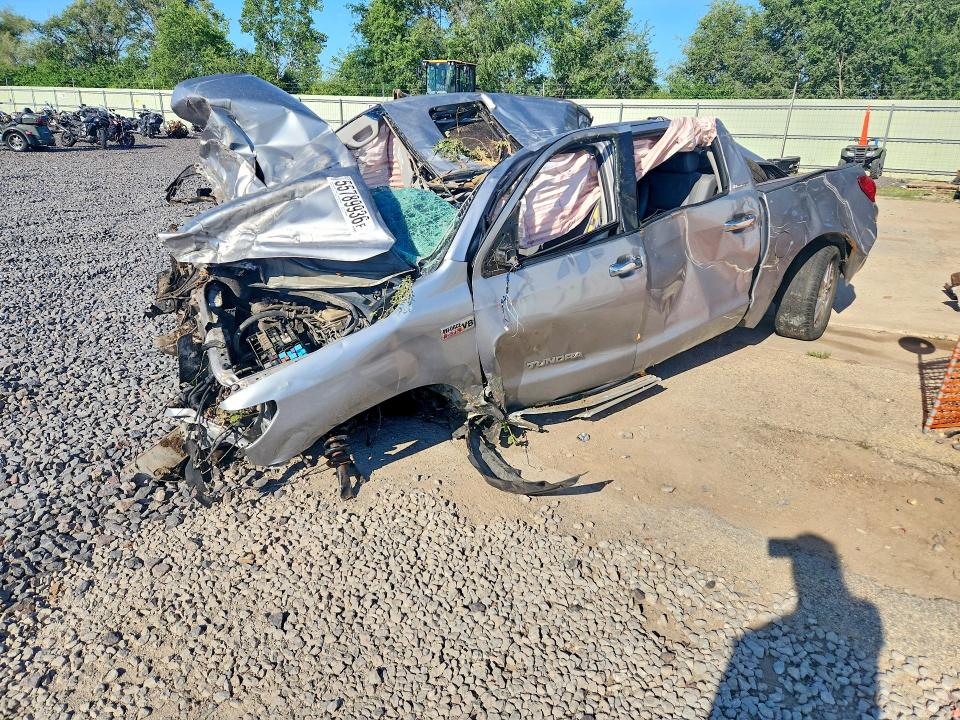 2008 Toyota Tundra VIN 5TFDV58118X077122 COPART salvage auction — VANDALISM, WV - SALVAGE CERTIFICATE, sold $1,550 on 2026-07-20 (photo 1)