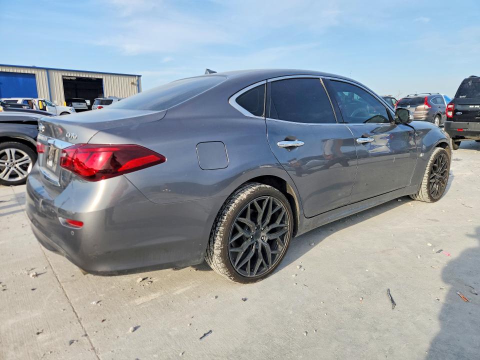 2015 Infiniti Q70 VIN JN1BY1AP0FM540407 COPART salvage auction — FRONT END, TX - BONDED TITLE - SALVAGE, sold $2,300 on 2026-07-24 (photo 3)