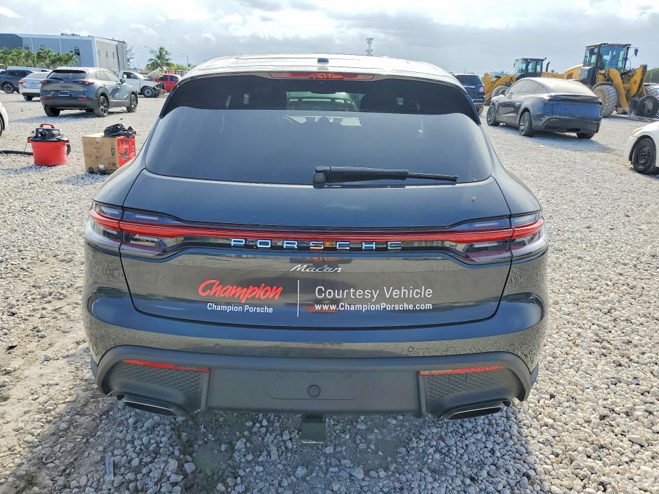 2026 Porsche VIN WP1AA2A52TLB09455 COPART salvage auction — FRONT END, Fl - Cert Of Title Slvg Rebuildable, sold $30,250 on 2026-08-25 (photo 6)