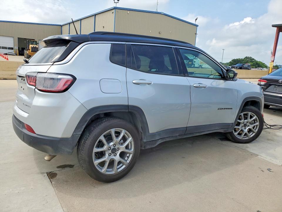 2025 Jeep Compass VIN 3C4NJDCN4ST505062 COPART salvage auction — SIDE, TN - CERTIFICATE OF TITLE, sold $9,200 on 2026-07-27 (photo 3)