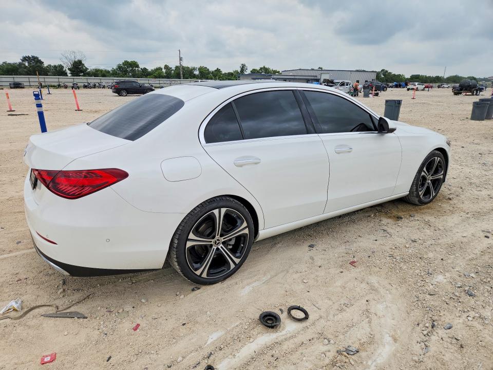 2022 Mercedes-benz VIN W1KAF4GBXNR053475 COPART salvage auction — MINOR DENT/SCRATCHES, Tx - Certificate Of Title (P), sold $20,800 on 2026-07-16 (photo 3)
