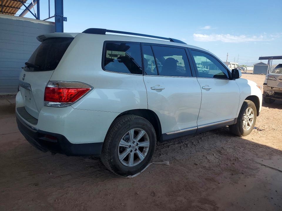 2013 Toyota Highlander VIN 5TDZK3EH1DS130972 COPART salvage auction — MECHANICAL, Az - Certificate Of Title, sold $2,050 on 2026-07-23 (photo 3)