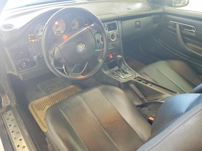 1999 Mercedes-benz Slk-klasse VIN WDBKK47F0XF095699 COPART salvage auction — FRONT END, Nc - Salvage Certificate Of Title, sold $775 on 2026-07-15 (photo 8)