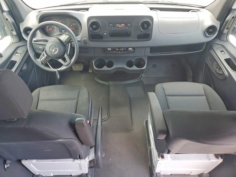 2021 Mercedes-benz VIN W1Y40CHY8MT059634 COPART salvage auction — MINOR DENT/SCRATCHES, Fl - Cert Of Title-Rebuilt, sold $15,100 on 2026-07-20 (photo 8)