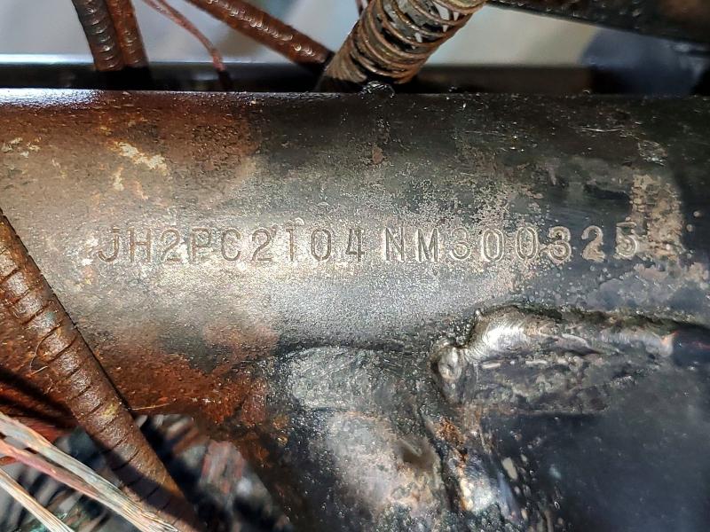 1992 Honda VIN JH2PC2104NM300325 COPART salvage auction — BURN, In - Cert Of Title-Salvage Title, sold $25 on 2026-07-28 (photo 8)