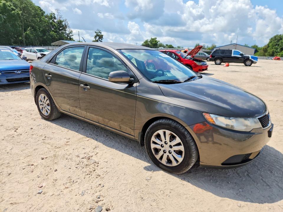 2011 Kia Forte VIN KNAFU4A20B5459411 COPART salvage auction — MINOR DENT/SCRATCHES, Fl - Cert Of Title Slvg Rebuildable, sold $15 on 2026-07-24 (photo 4)