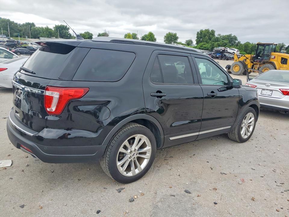 2018 Ford Explorer VIN 1FM5K7D88JGB97285 COPART salvage auction — NORMAL WEAR, Mo - Certificate Of Title, sold $6,200 on 2026-07-02 (photo 3)