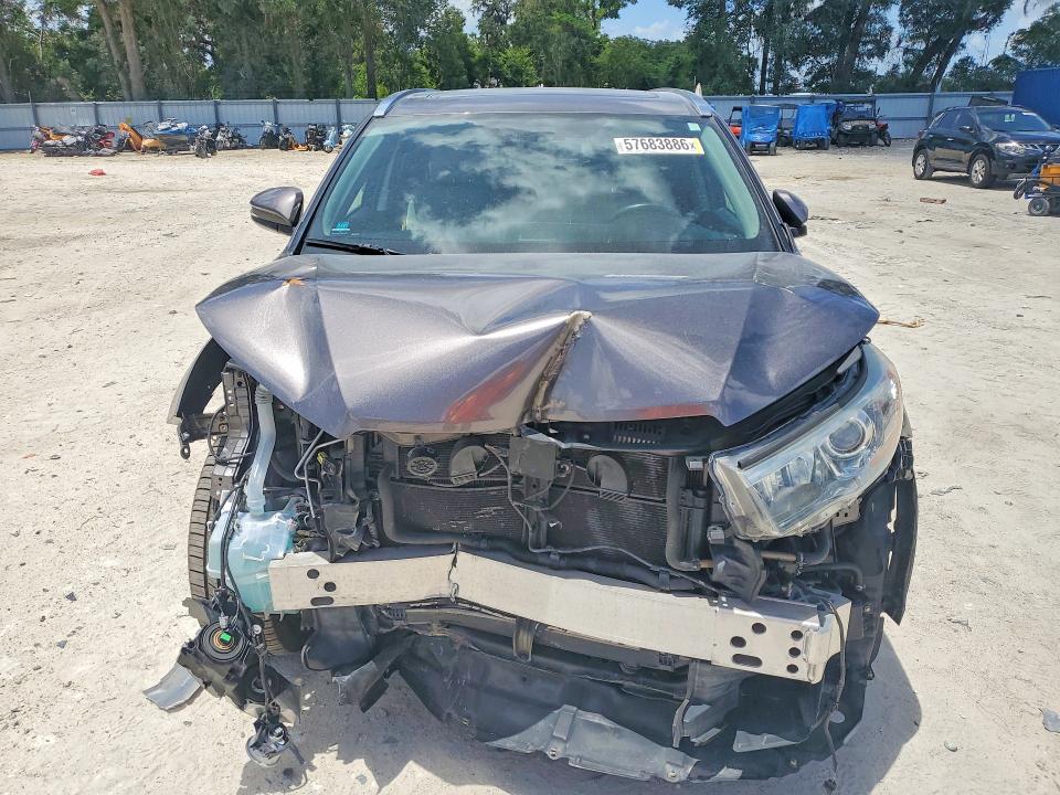 2015 Toyota VIN 5TDDCRFH8FS008489 COPART salvage auction — FRONT END, FL - CERT OF TITLE SLVG REBUILDABLE, sold $275 on 2026-07-21 (photo 5)